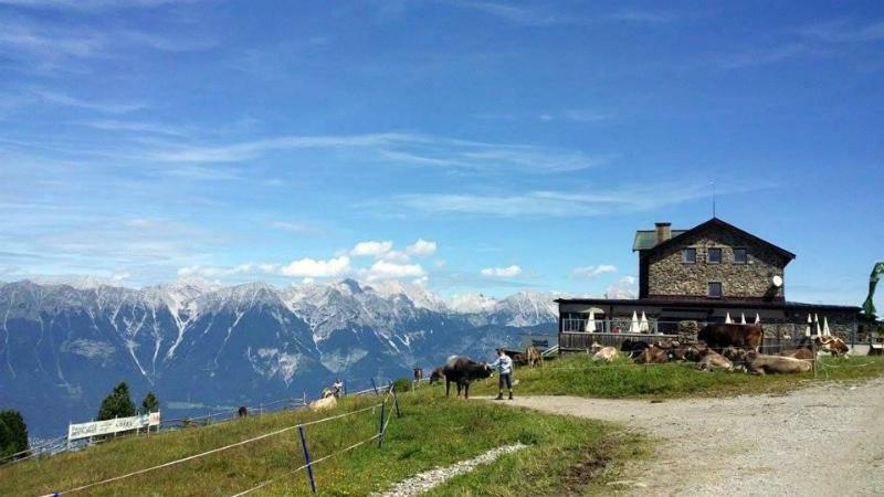 Ferienwohnung-Apartment Monika In Innsbruck-Igls Eksteriør billede